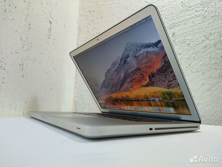 MacBook Pro (15 дюйма, середина 2010 г.)