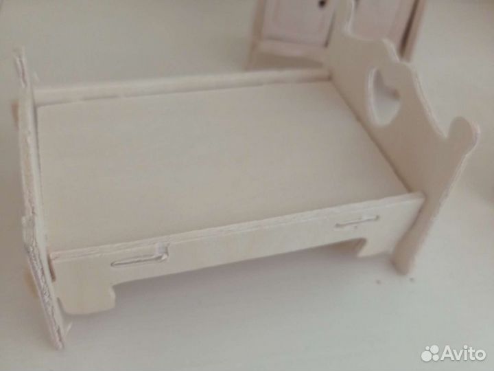 Игрушечная мебель