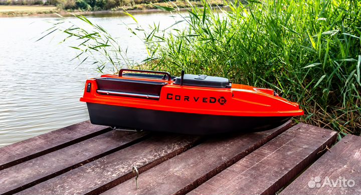 Прикормочный кораблик CorveD fire FOX