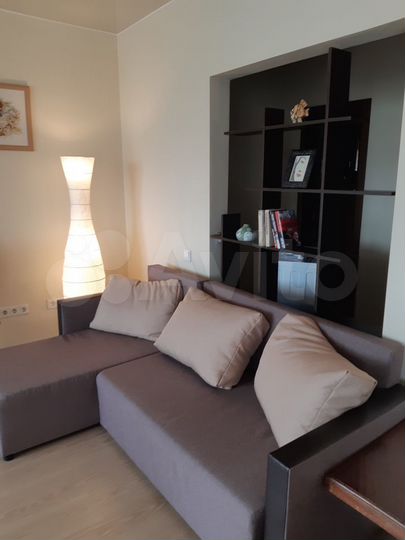 2-к. квартира, 64 м², 4/16 эт.