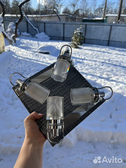 Светильник потолочный