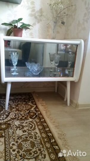 Антиквариат. Тумба