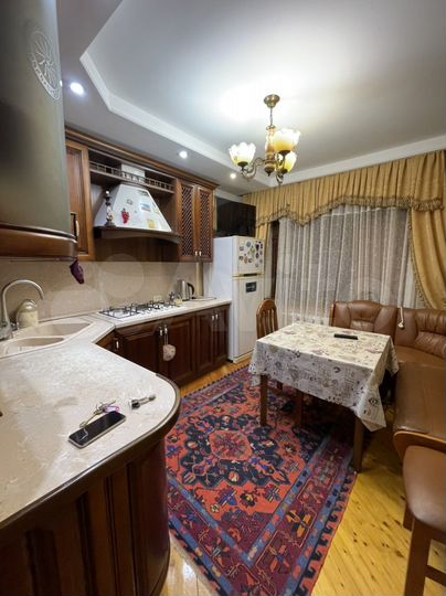 4-к. квартира, 120 м², 1/9 эт.