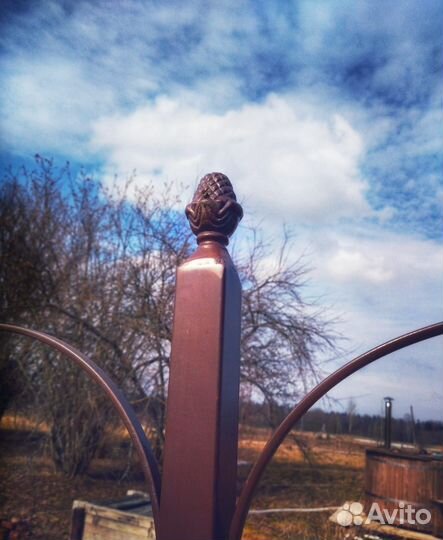 Садовые качели кованые