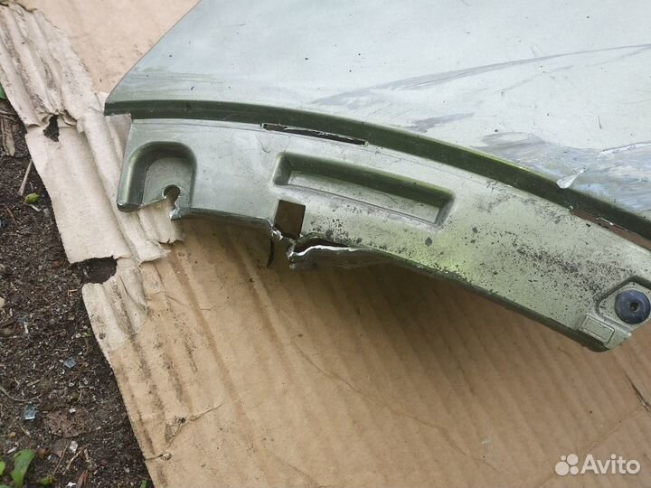 Накладка заднего бампера правая Ford Kuga 2