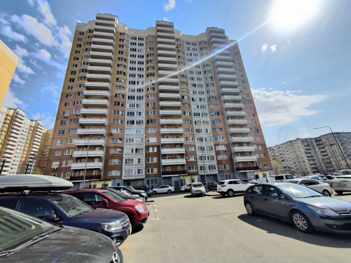 Комната 6 м² в 5-к., 1/19 эт.