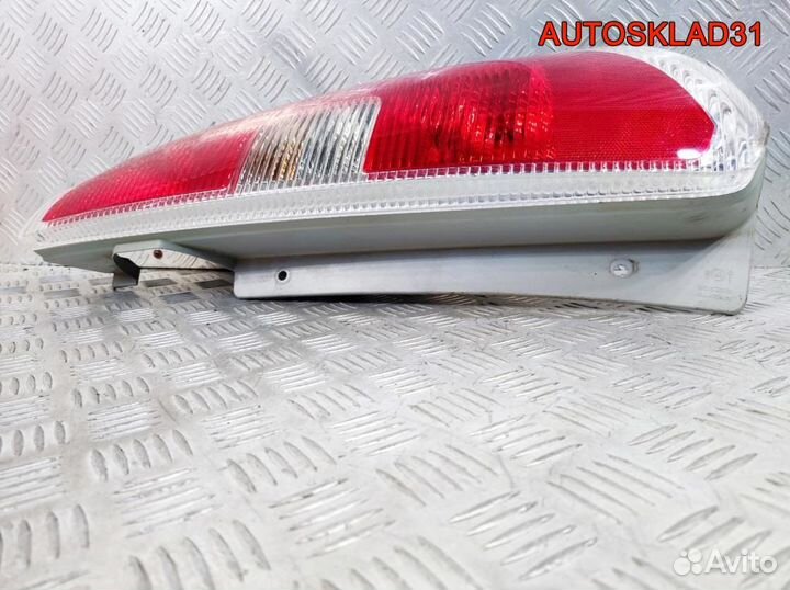 Фонарь задний правый Skoda Roomster 5J7945096