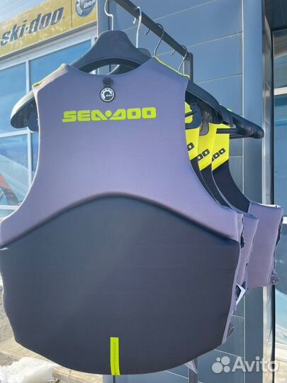 Жилет BRP Sea-Doo Freedom Sunburst Yellow 2XL