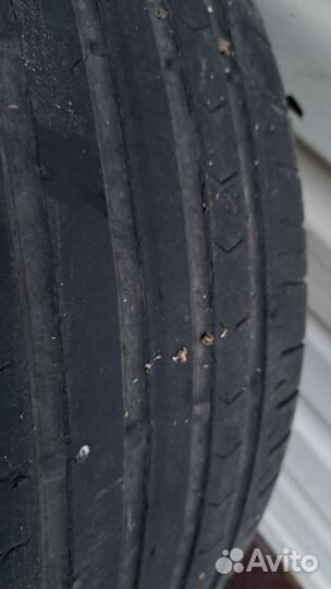 Continental ContiPremiumContact 5 235/65 R17 25R