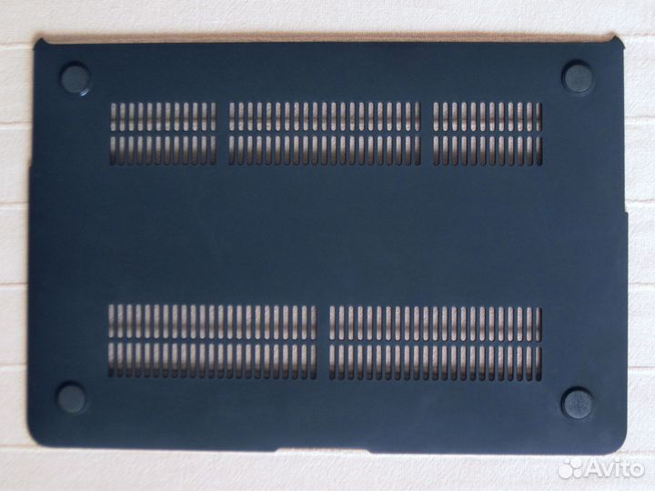 Чехол-накладка для MacBook (только нижняя часть)