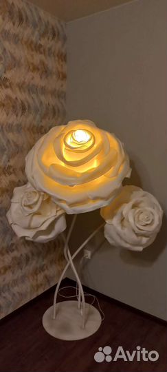 Светильник роза из изолона