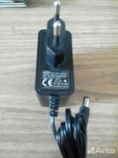 Блок питания Amigo: 12 V 1 A