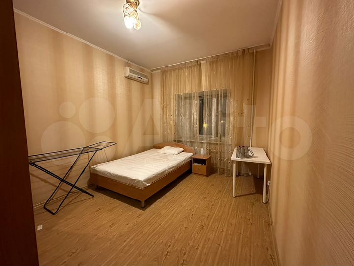 2-к. квартира, 100 м², 5/10 эт.