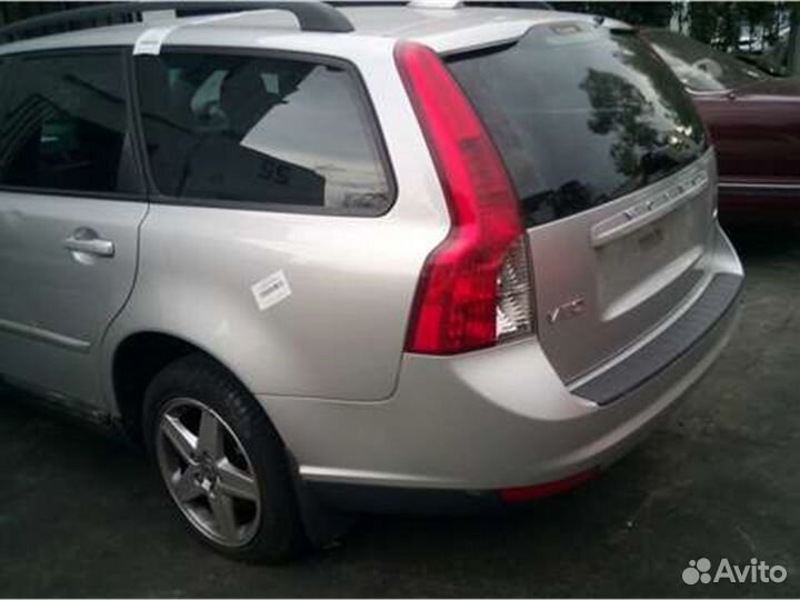 Разбор на запчасти Volvo V50