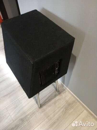 Активный сабвуфер