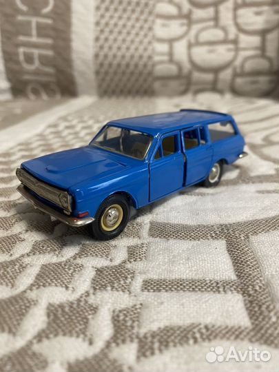 Модель автомобиля газ 2402 А13, СССР