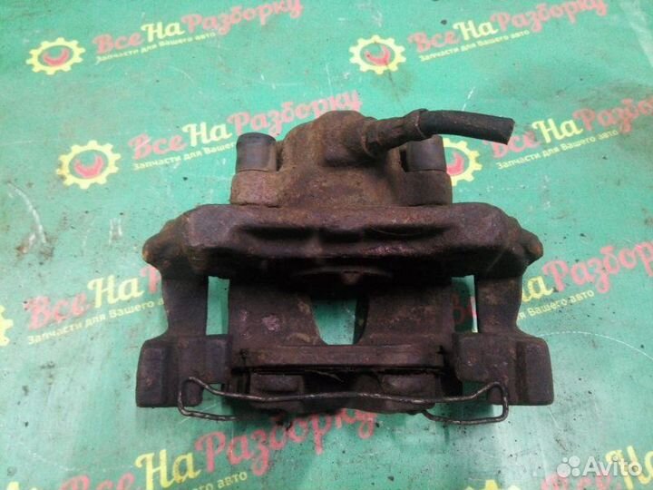 Суппорт передний правый Mercedes W210