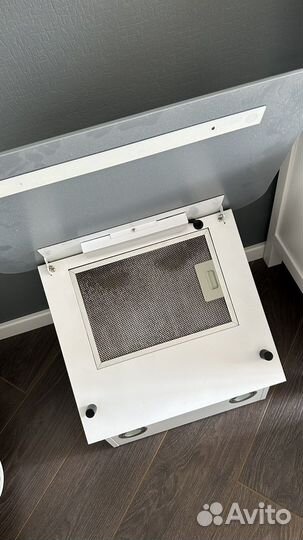 Вытяжка для кухни Völle