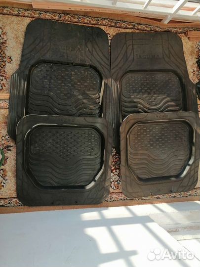 Автомобильные коврики
