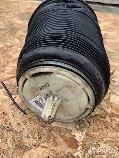 Пневмо баллон заднее Audi A6 C6 универсал 3.0 CAJ