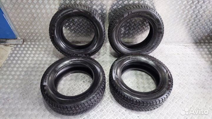 Viatti Brina Nordico V-522 215/60 R16 95T