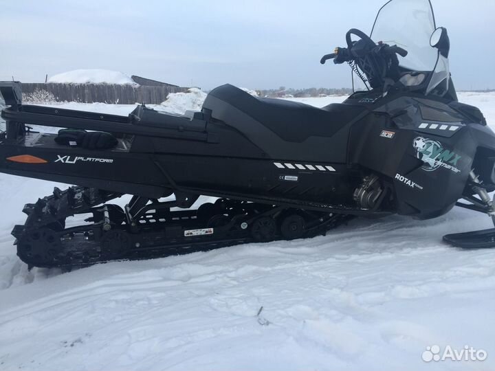 Снегоход BRP Lynx Xtrim Commander
