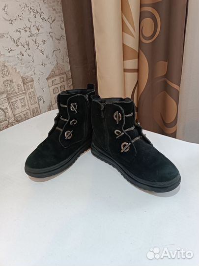 Ботинки демисезонные для девочки 32