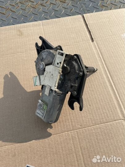 Моторчик дворника заднего renault sandero 1