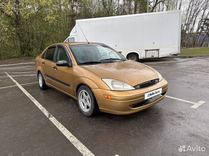 Ford Focus 2.0 AT, 2000, 300 000 км