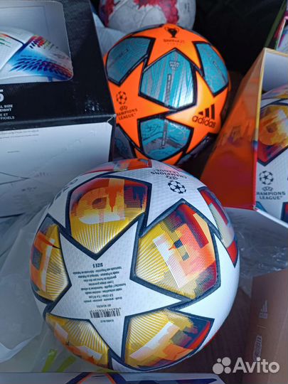 Футбольный мяч adidas лига чемпионов 2023 СПб Pro