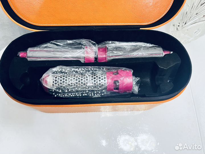 Dyson фен в кейсе