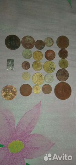 Продаю старые монеты