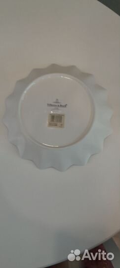 Блюдо (салатник) фарфоровый Vilieroy & Boch