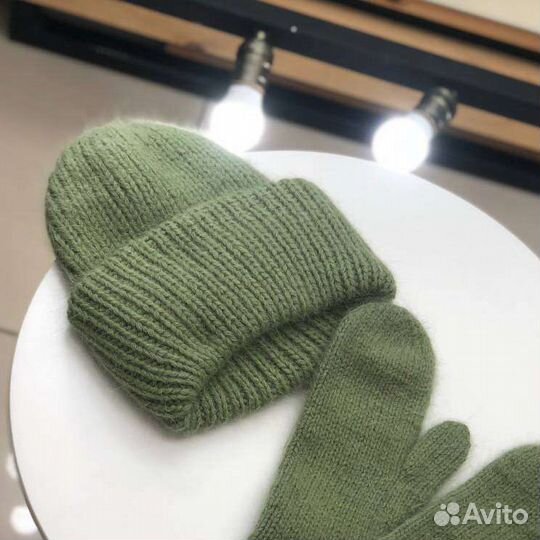Шапка зимняя женская вязанная