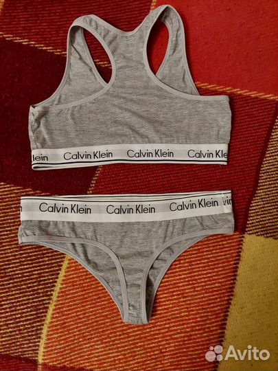 Комплект нижнего белья Calvin Klein