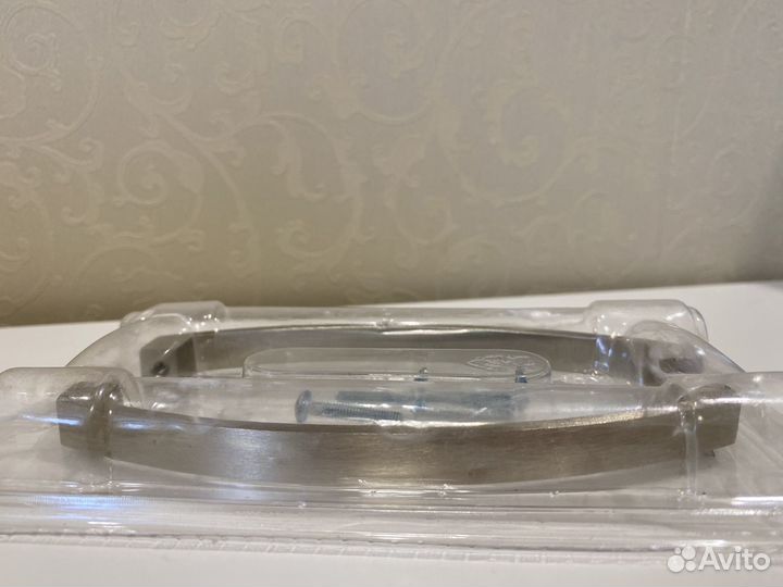 Мебельные ручки 126 мм