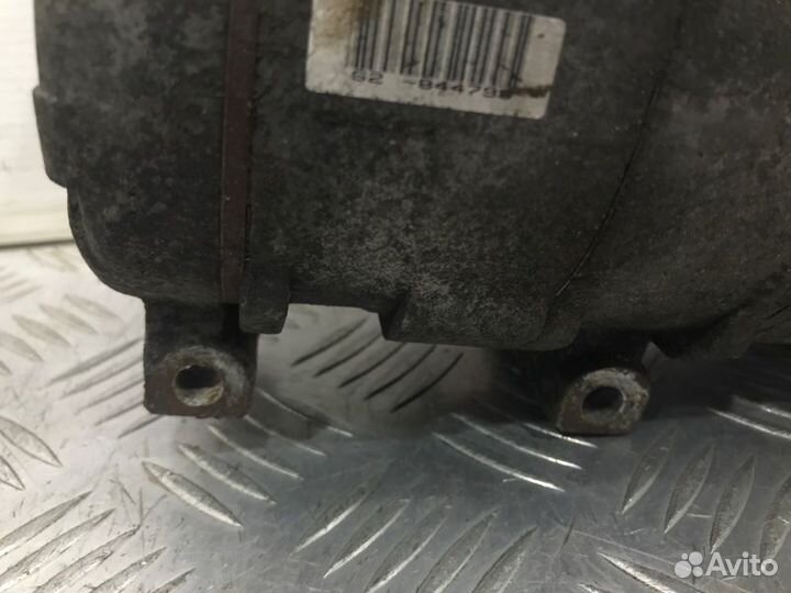 Компрессор кондиционера Mitsubishi Space Wagon