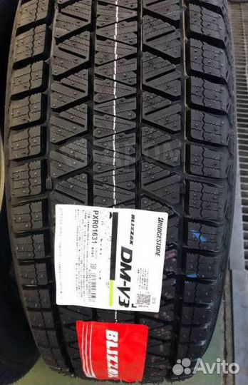 Bridgestone Blizzak DM-V3 225/60 R18