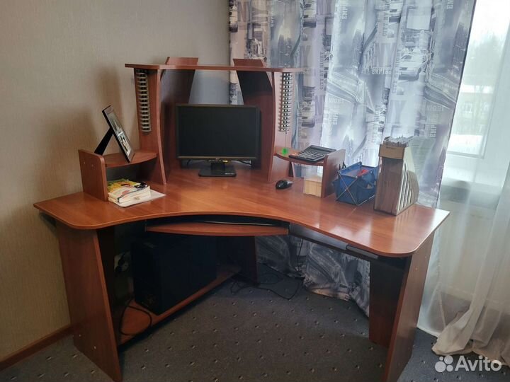 Компьютерный стол бу
