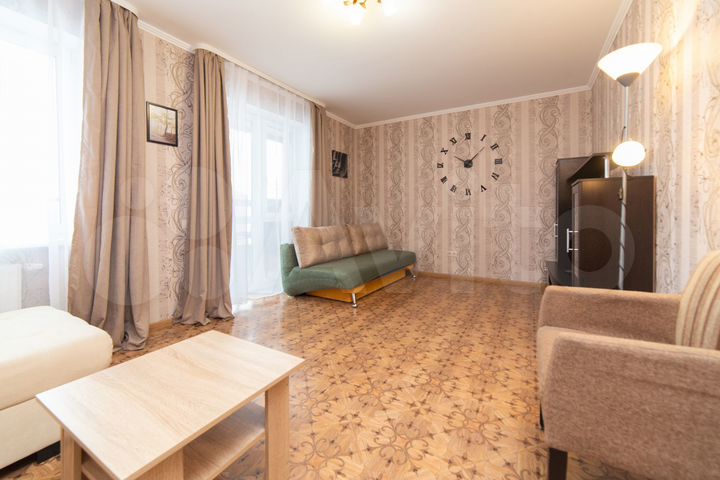 2-к. квартира, 60 м², 10/17 эт.