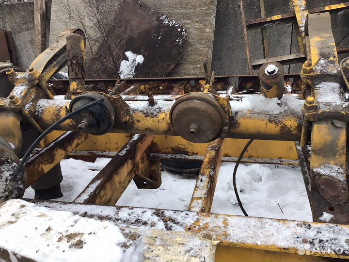 Ось полуприцепа саф