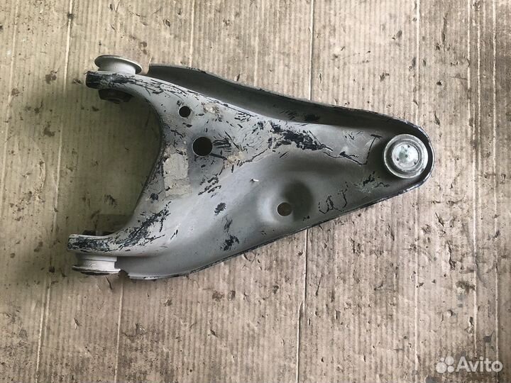 Renault logan рычаг