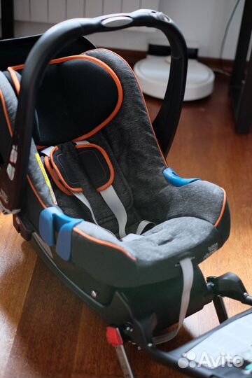 Britax Romer Baby-Safe Plus II SHR с базой Isofix