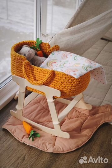 Детская вязанная люлька кроватка для кукол