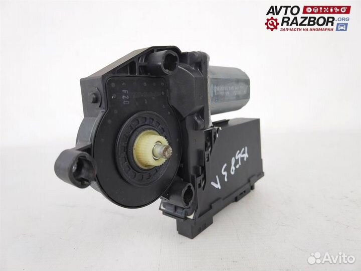 Моторчик стеклоподъемника задн. лев. VW Touareg 2