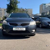 Kia Ceed 1.6 AT, 2010, 270 000 км, с пробегом, цена 795 000 руб.