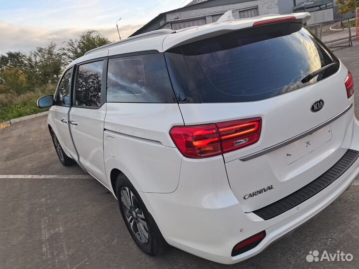 Kia Carnival 2.2 AT, 2019, 88 663 км