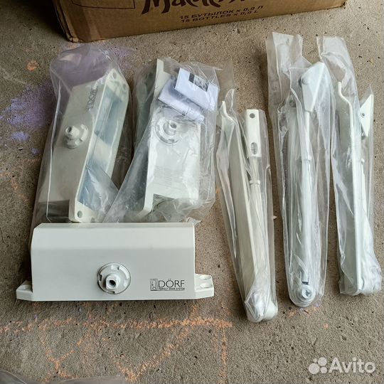 Доводчик дверной