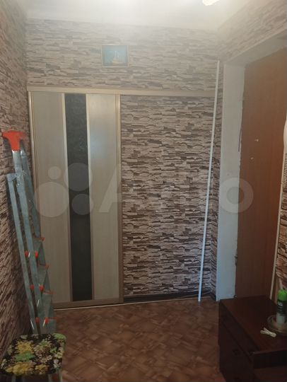 2-к. квартира, 67 м², 2/5 эт.