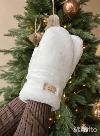 Варежки зимние женские